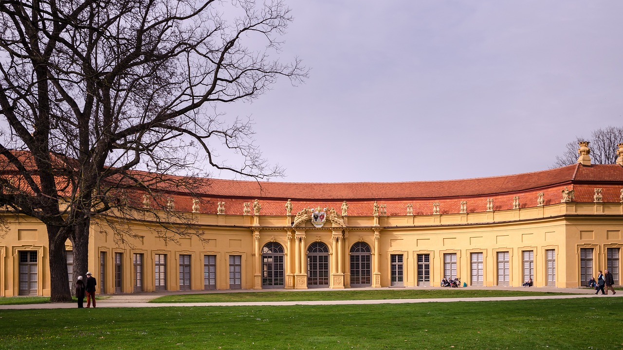 Schloss Erlangen Orangerie Garten Deutschland, Foto: renegrothmann (Pixabay)