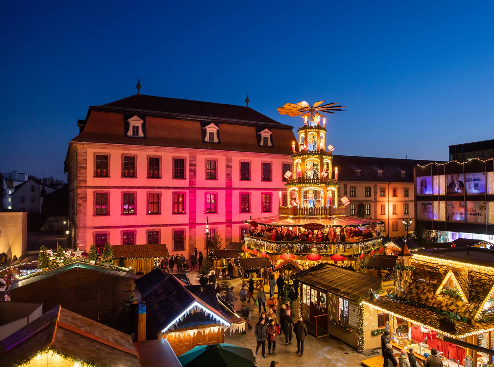 Fulda Weihnachtsmarkt Bildrechte – Christian Tech - Tourismus und Kongressmanagement der Stadt Fulda