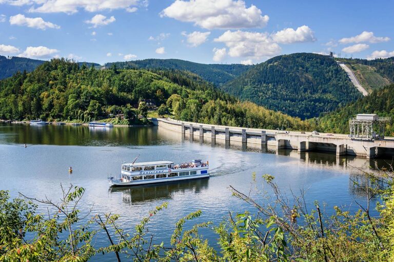 Saaleland Staumauer 1 768x512