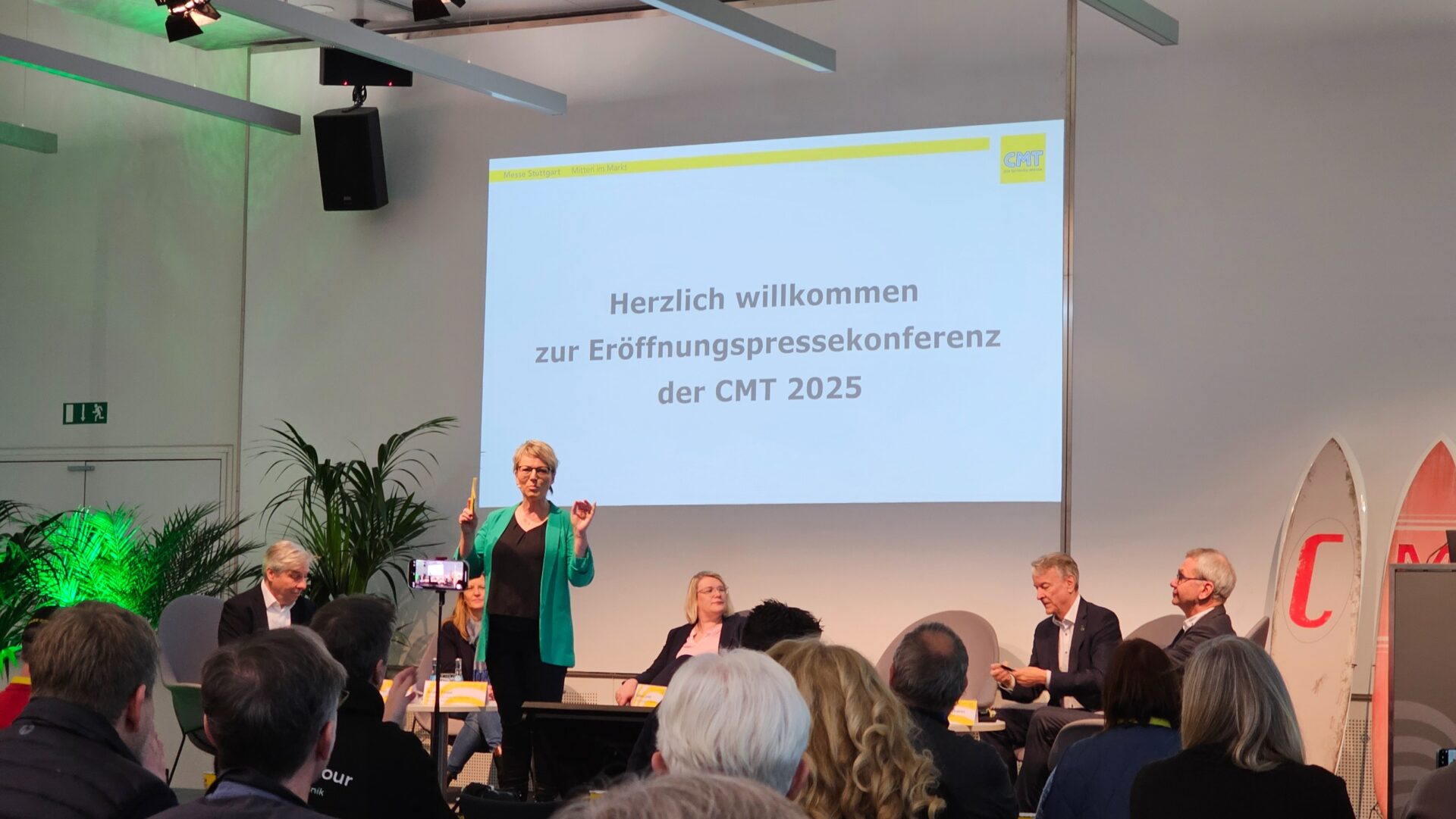 Shows, Vorträge und emotionale Erlebniswelten Shows, Vorträge und emotionale Erlebniswelten